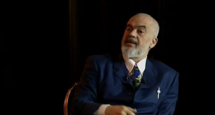 Pse ikin shqiptarët në emigracion? Rama: Po grekët e portugezët pse ikin? Është problem i të gjithëve. S’bëhemi Gjermani as për 5 mandate