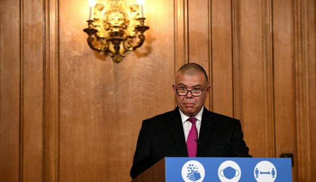 Zyrtari i shëndetësisë në Angli: Vaksina e “Pfizer” mbërrin brenda disa orësh