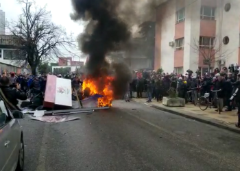 Shkatërrimi i selisë së PS, reagon Rama: Opozitë e mjerë në boshllëkun e saj. Edhe terroristët e Boko Haramit i përdorin fëmijët si kamikazë