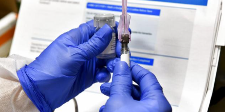 OBSH: Vaksina anti Covid nuk e zhduk koronavirusin