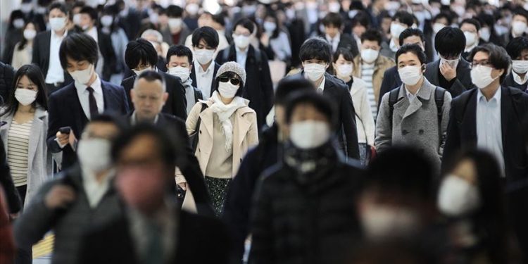 Japonia plan prej 580 miliardë eurosh në mbështjetje të ekonomisë