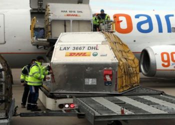 Në Serbi mbërrin vaksina e kompanisë Pfizer