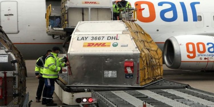 Në Serbi mbërrin vaksina e kompanisë Pfizer