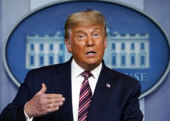 Trump paralajmëron Iranin: Nëse një amerikan vritet, unë do t’iu konsideroj përgjegjës, mendojeni mirë