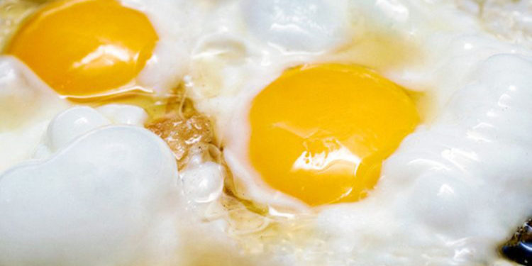 Arsyet përse veza konsumohet në mëngjes