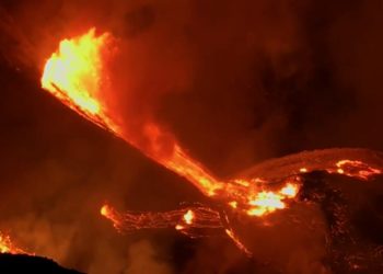 Shpërthen vullkani Kilauea, një nga më të mëdhenjtë në ishujt Hawai