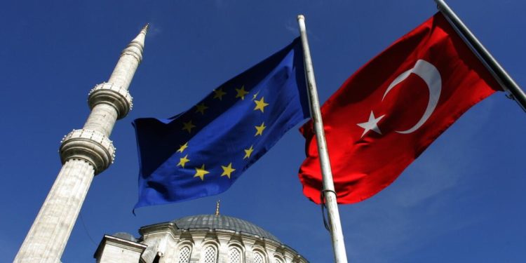 BE kërcënon Turqinë me vendosje të sanksioneve