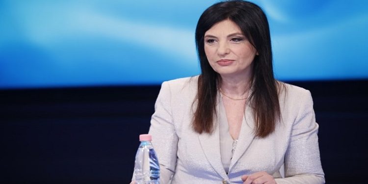 Jozefina Topalli infektohet me koronavirus