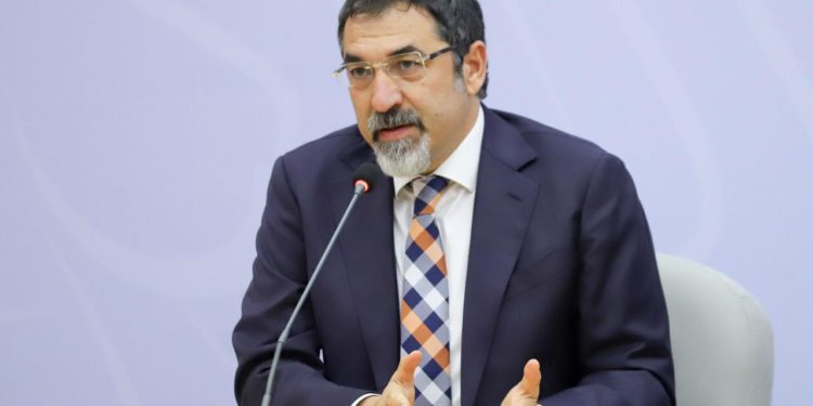 Operacioni i madh i Policisë së Shtetit, reagon ministri Çuçi: Përgëzime për strukturat e angazhuara, vetëm kështu do të ndërtojmë një Shqipëri më të sigurt e më të mirë për të gjithë