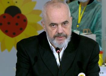 Humbjet e jetëve nga koronavirusi në Egjipt, Salah kryen gjestin e bukur