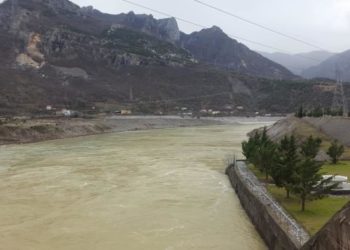 Reshjet masive, KESH: Prodhimi i energjisë është në kuotat maksimale