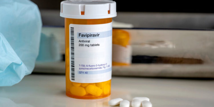 Shkencëtarët britanikë japin shpresë, zbulojnë dy ilaçe të tjera kundër Covid-19