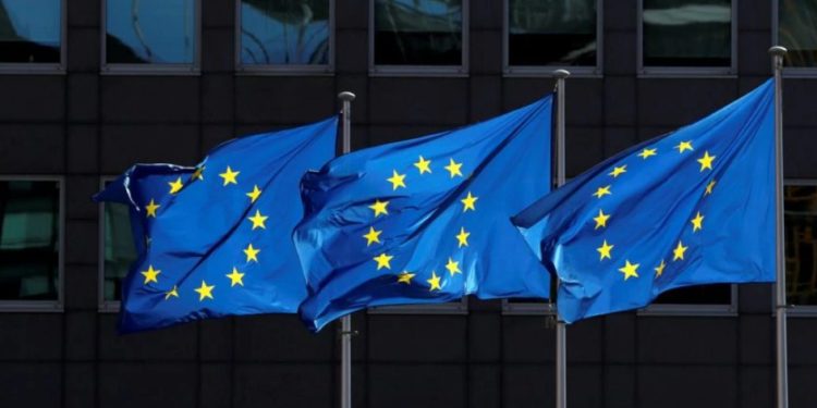 Komisioni Europian propozon masa të reja kufizuese për udhëtimet