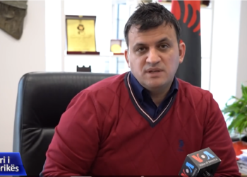 Flamur Golemi shpjegon për ‘Zërin e Amerikës’ projektet e mëdha për Gjirokastrën gjatë vitit 2021 (VIDEO)