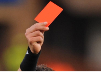 Ja futbollistët shembullorë që nuk janë ndëshkuar kurrë me karton të kuq