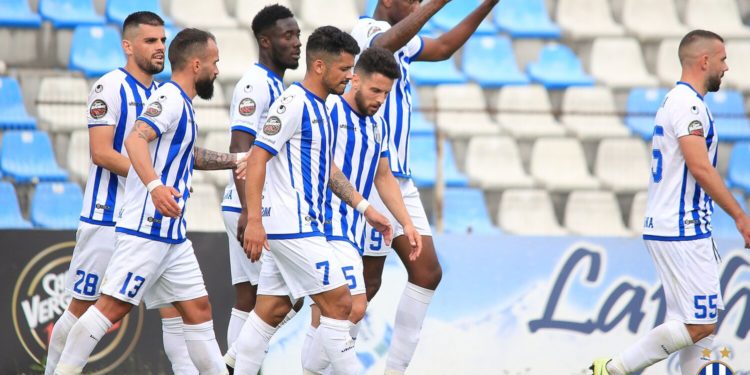 FIFA i zhbllokon merkaton Tiranës