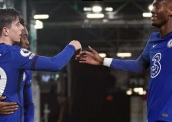 Chelsea u rikthehet fitoreve në Premier Ligë