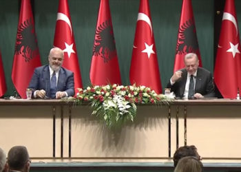 Erdogan- Ramës për spitalin e Fierit: E ke gati para zgjedhjeve! Kryeministri vë afate: Deri më 7 prill, shqiptarët të ndjekin hap pas hapi