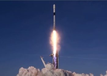 SpaceX thyen rekord, dërgon qindra satelitë në orbitë, ekspertët të shqetësuar