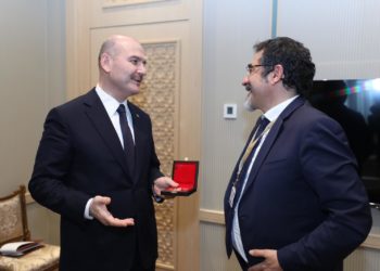 Ministri Çuçi takohet me homologun turk: Të krijojmë një klimë më të ngushtë bashkëpunimi në fusha të interesit të përbashkët që lidhen me sigurinë dhe luftën kundër trafiqeve e terrorizmit