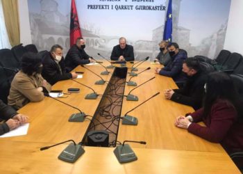 Përmbytjet, mblidhet Shtabi i Emergjencës në Gjirokastër: 3 ditët në vijim do të jenë të vështira