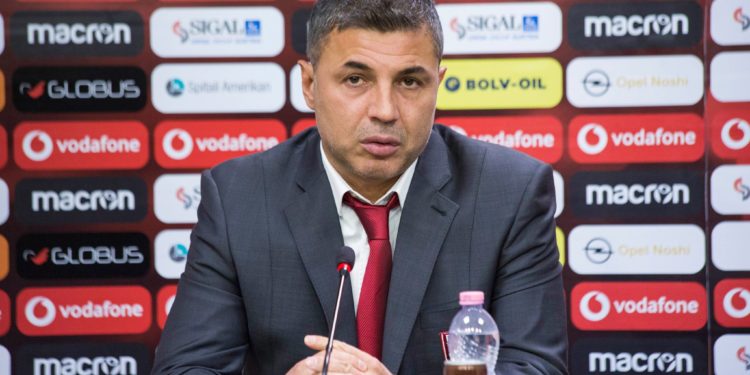 Bushi: Jam pa kontratë, pres vendimin e Dukës