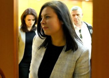 “Digjet” përfundimisht kryetarja e Gjykatës Gjirokastër, Albina Spaha nuk justifikon dot pasurinë, burrin e punësoi si ekspert në gjykatë në kundërshtim me ligjin