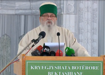 Baba Mondi: Pa Atdhe nuk ka fe, uroj më shumë unitet me njëri-tjetrin për të përballuar sa më mirë këtë periudhë të rëndë pandemie