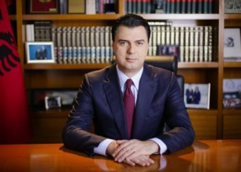 Basha i indinjuar me reformën në drejtësi: Boll më, kupa është mbushur!