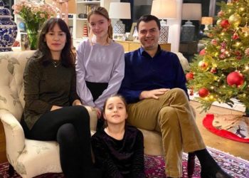 Babai, bashkëshorti, qytetari model, Lulzim Basha