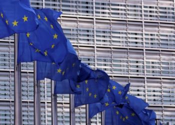 Krerët e BE-së të shqetësuar nga koronavirusi i ri, paralajmërojnë masa më të ashpra