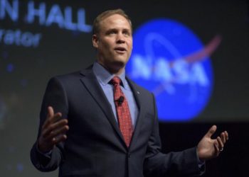 Dorëhiqet shefi i NASA-s, Jim Bridenstine