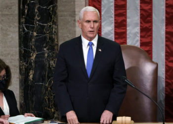 Shkarkimi i Trump, Pence: Nuk i nënshtrohem presionit të demokratëve
