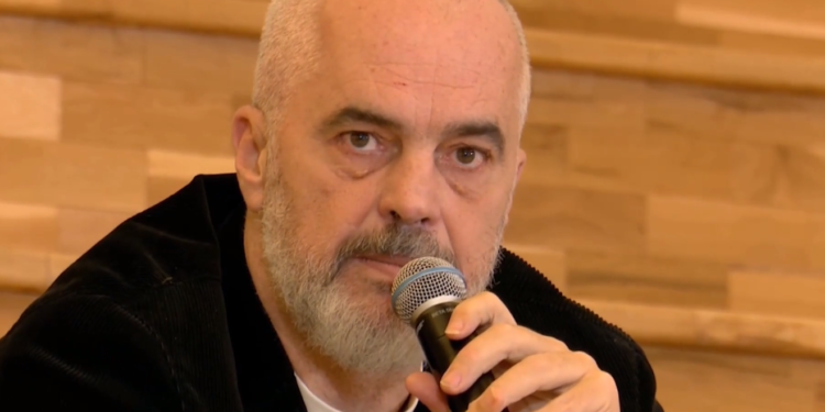 A ka oligarkë në Shqipëri? Rama thotë nuk ka, por ka të pasur më të pasur që kontribuojnë për rindërtim