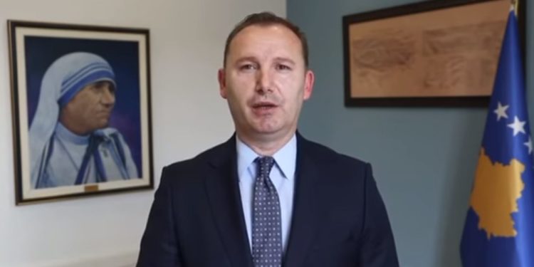 Ministri i Shëndetësisë në Kosovë tregon se ku do të vaksinohen qytetarët