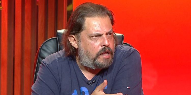 Elton Deda revoltohet me mediet: Mbathjani në zgëqet e imoralitetit tuaj se s’na mban më shpirti, as të vdekurit s’lini rehat