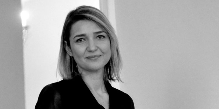 Dhimbje në familjen Margariti, ndërron jetë bashkëshorti i Ministres së Kulturës