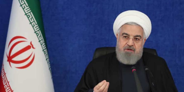 Presidenti i Iranit bën thirrje ndaj Biden që të heqë sanksionet ndaj vendit të tij