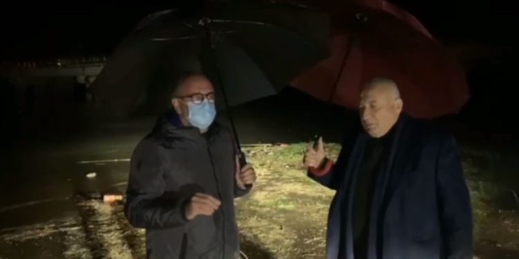 Reshjet, niveli i Vjosës rritet me 7 metra