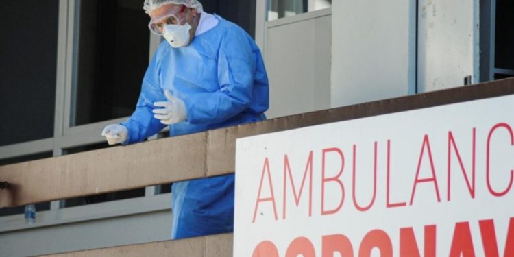 Kosovë/ 299 raste pozitive me Covid-19 në 24 orët e fundit dhe 1 viktimë