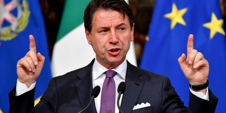 Itali/ Qeveria e Conte përballet me dy votëbesime