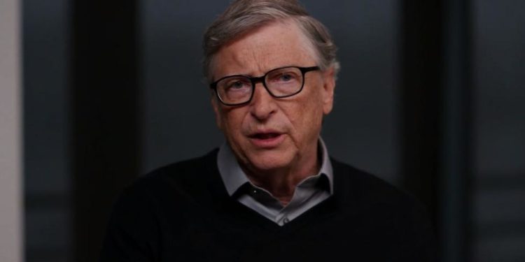 Gjykata peruane nxjerr rezolutë: Covid-19 është një shpikje e elitave kriminale botërore, me në krye Soros, Rockefeller dhe Gates