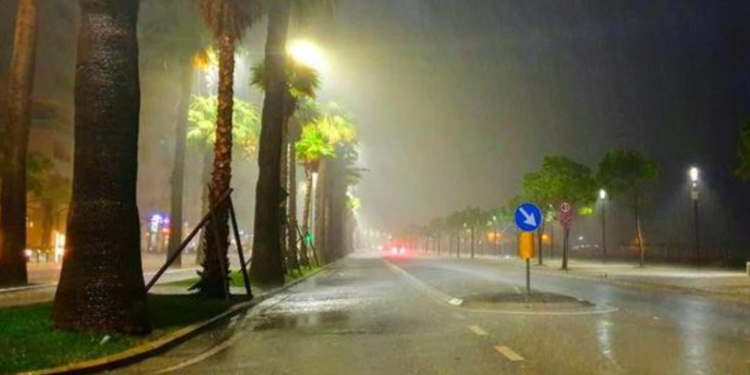 Stuhia godet Vlorën, bashkia nxjerr njoftimin e rëndësishëm