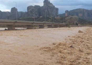 Përmbytje, shihni çfarë ndodh në Greqi (FOTO)