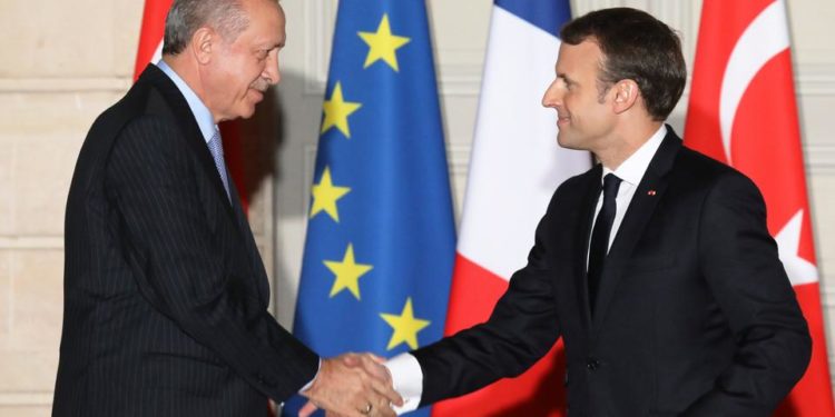 Erdogan bën ‘paqe’ me Macron, shkëmbejnë letra me njëri-tjetrin