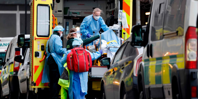 BE propozon një paketë të re masash kufizuese pas përhapjes së variantit të ri të COVID-19