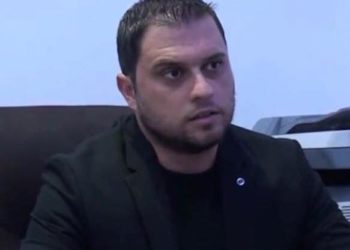 Zyrtari i PD Sarandë reagon ndaj deputetit të PS: A është arritje shtimi i një ambulance? Në spital mungojnë mjekët