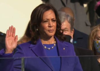 Kamala Harris betohet si zv.presidente e SHBA-së