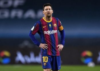 I kuqi i parë me Barcelonën, shuplaka pritet t’i kushtojë Leo Messit