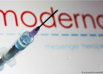 Covid, Greqia merr 8 mijë dozat e para të vaksinës Moderna